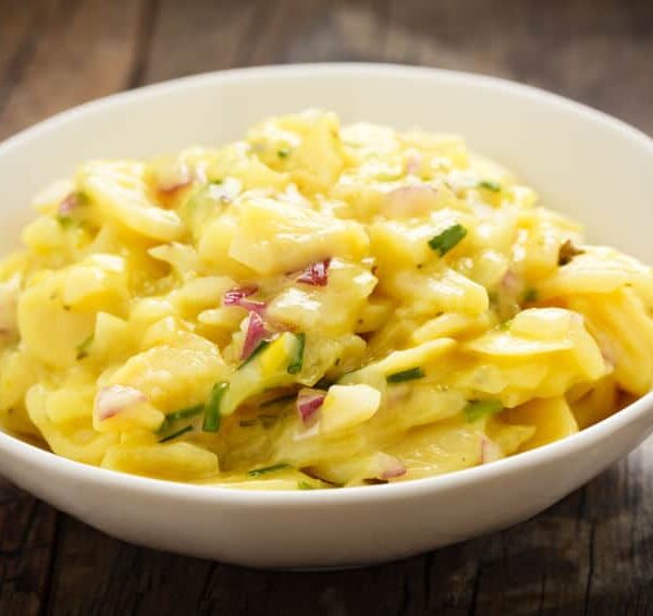 3163. Kartoffelsalat, ensalada de patata.