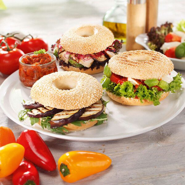 30156. Bagel con sésamo precortado.